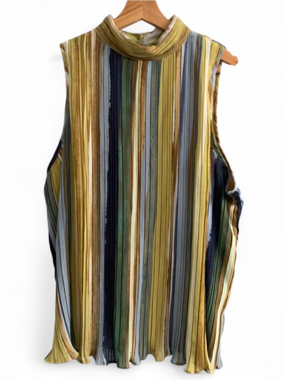 NWT Adrianna Papell multicolored Striped Pleated Sleeveless blouse Size Large